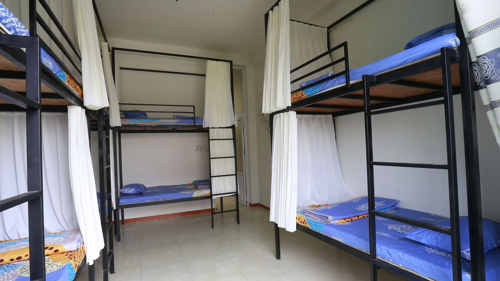 Santi Homestay Danang 0*, Da Nang